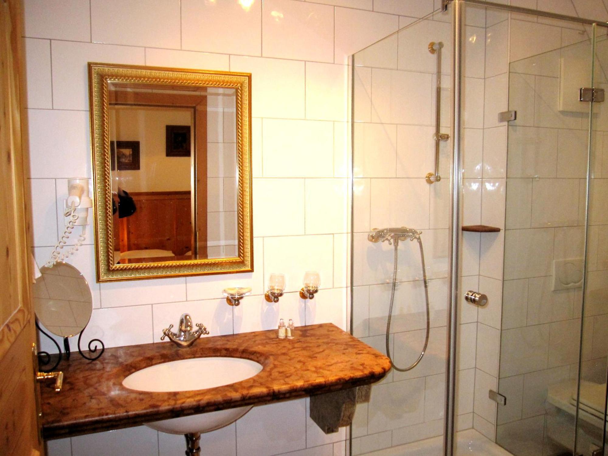 Gasthof Hotel Doktorwirt Salzburg Luaran gambar