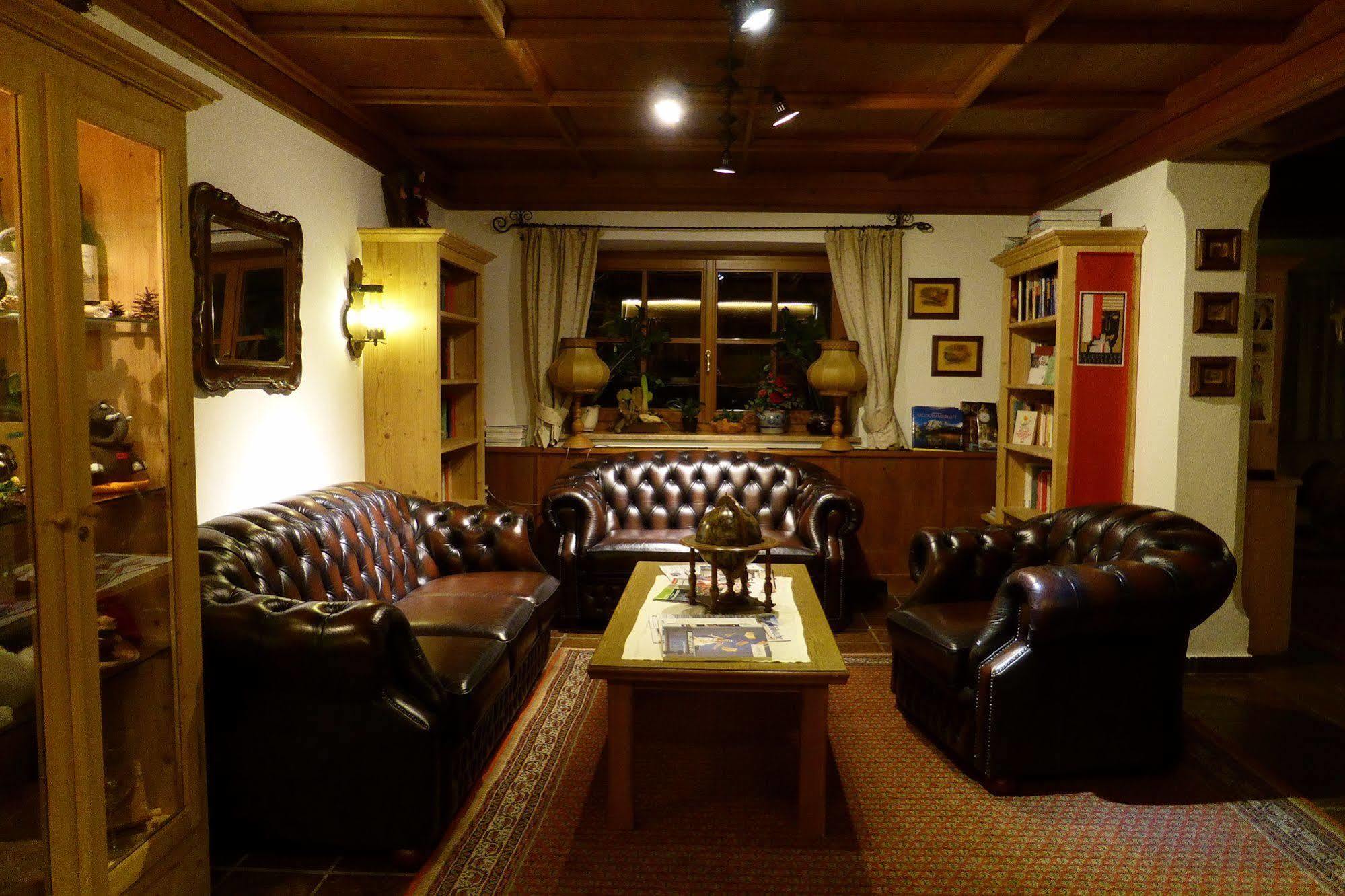 Gasthof Hotel Doktorwirt Salzburg Luaran gambar